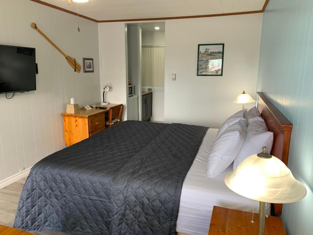 Town & Country Motel Parry Sound Ngoại thất bức ảnh