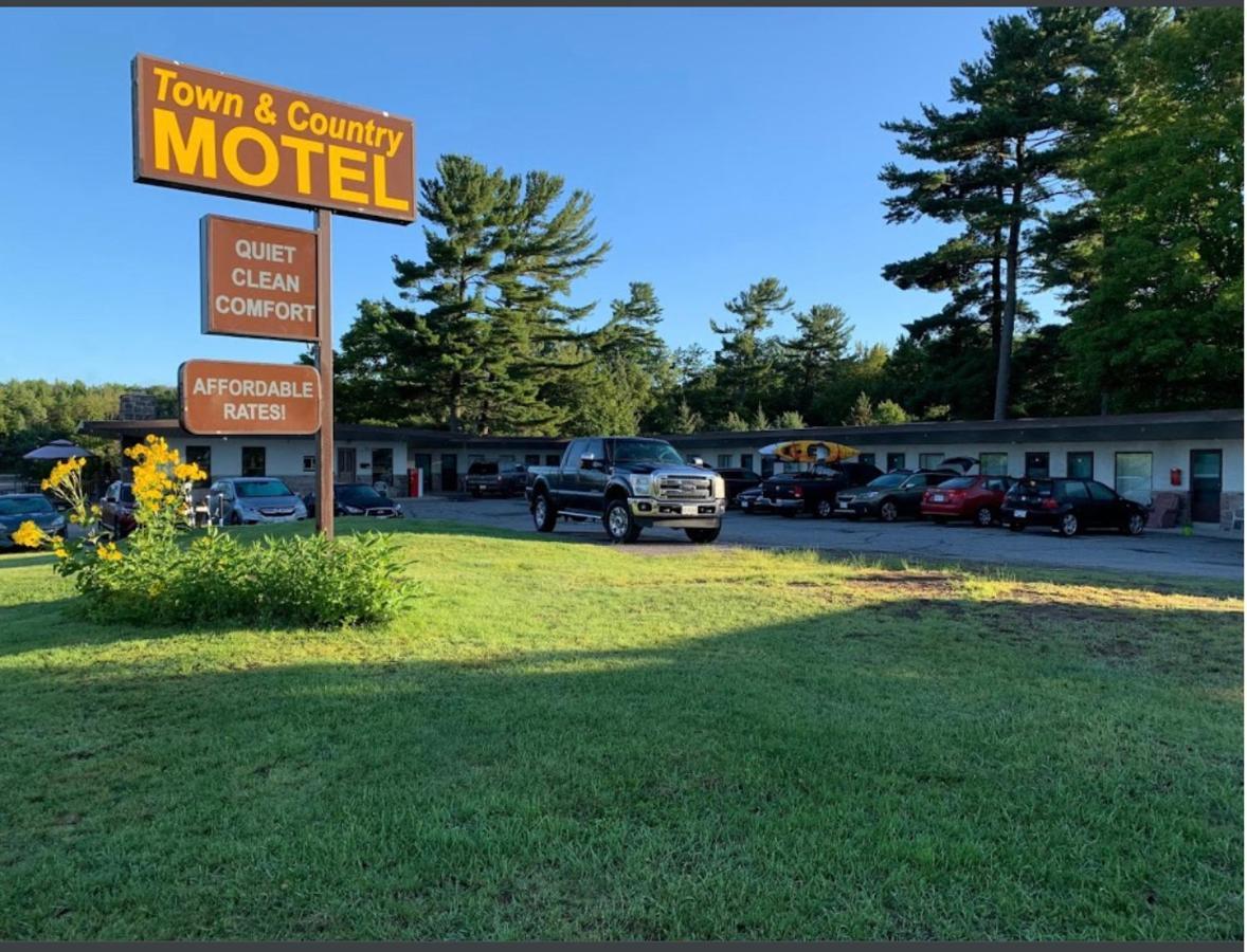 Town & Country Motel Parry Sound Ngoại thất bức ảnh