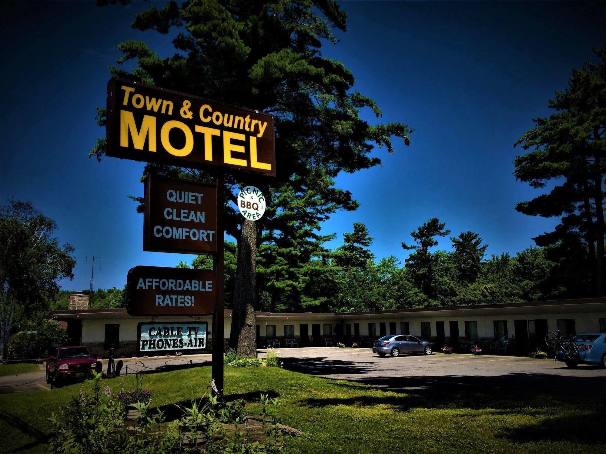 Town & Country Motel Parry Sound Ngoại thất bức ảnh